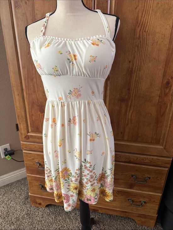 No Boundaries Dresses & Skirts - No Boundaries White Floral Mini Dress